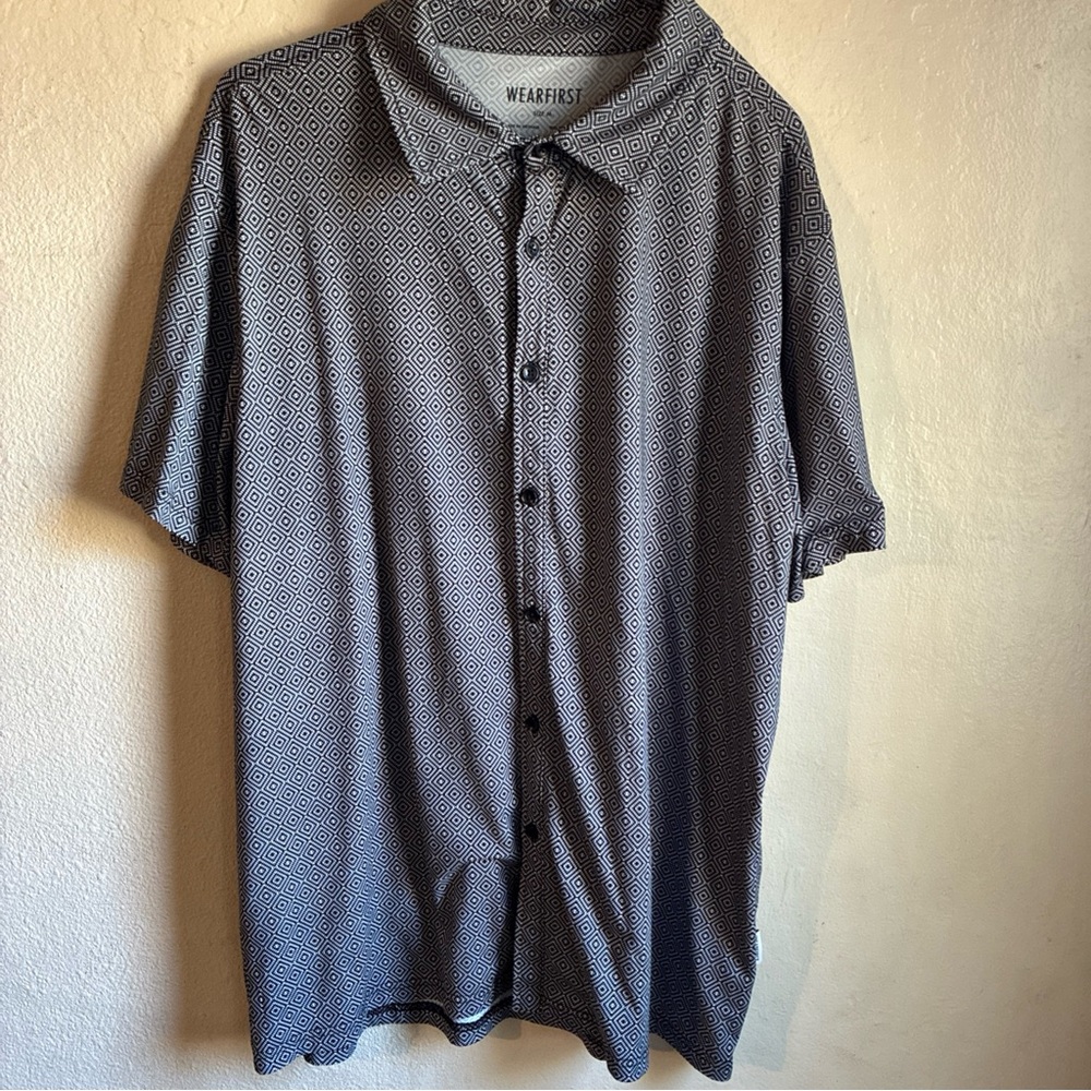 Wearfirst Men's Black and Gray Geometric Shirt